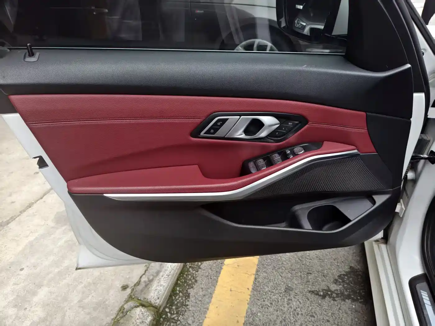 BMW 3 Series 2023 320Li M Sport Package фото 6