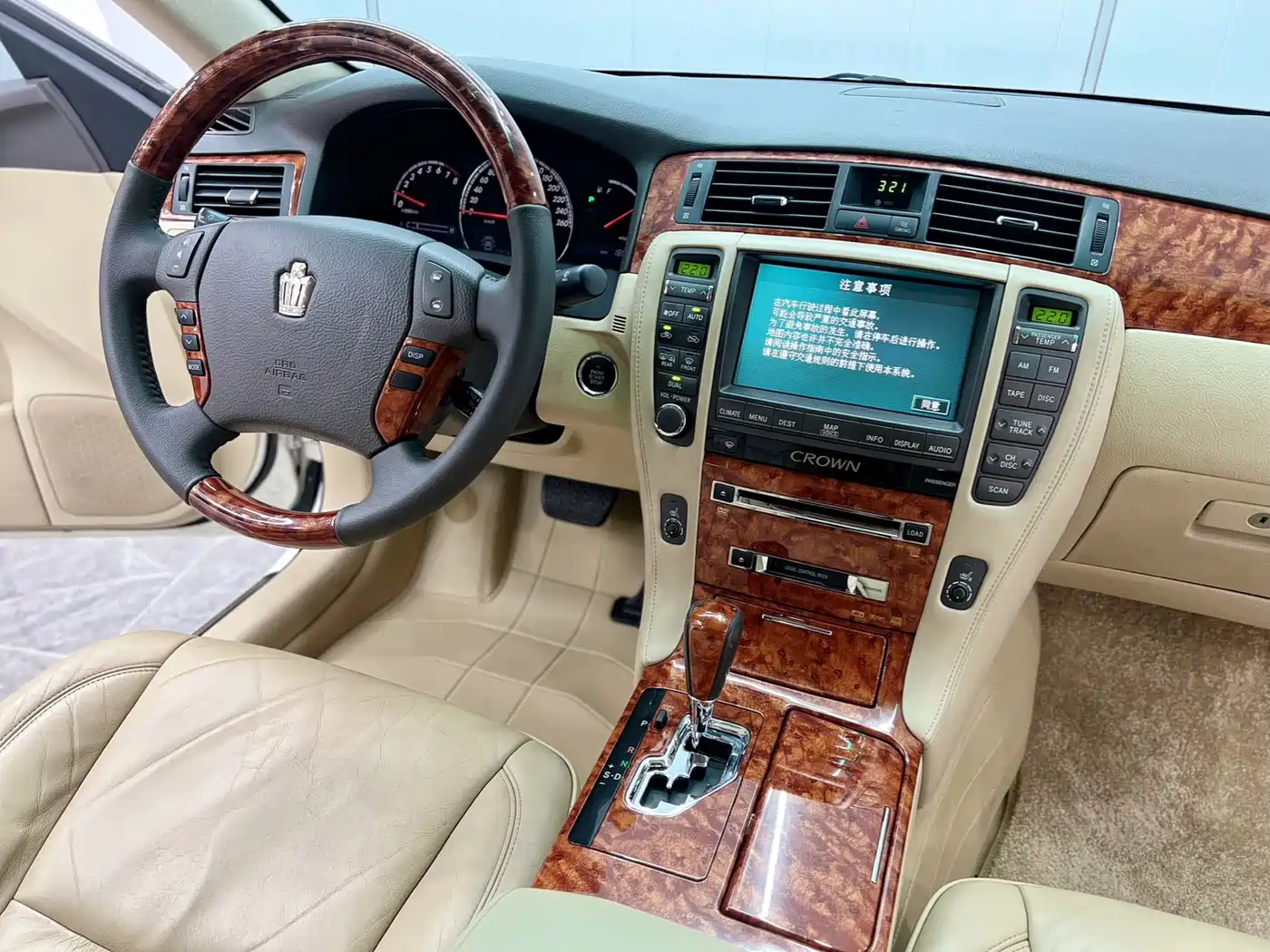 Toyota Crown 2005 Model 3.0L Royal фото 13