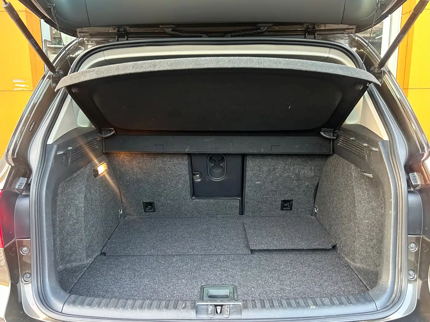 Volkswagen Tiguan 2015 1.8TSI Automatic 4WD Highline фото 27