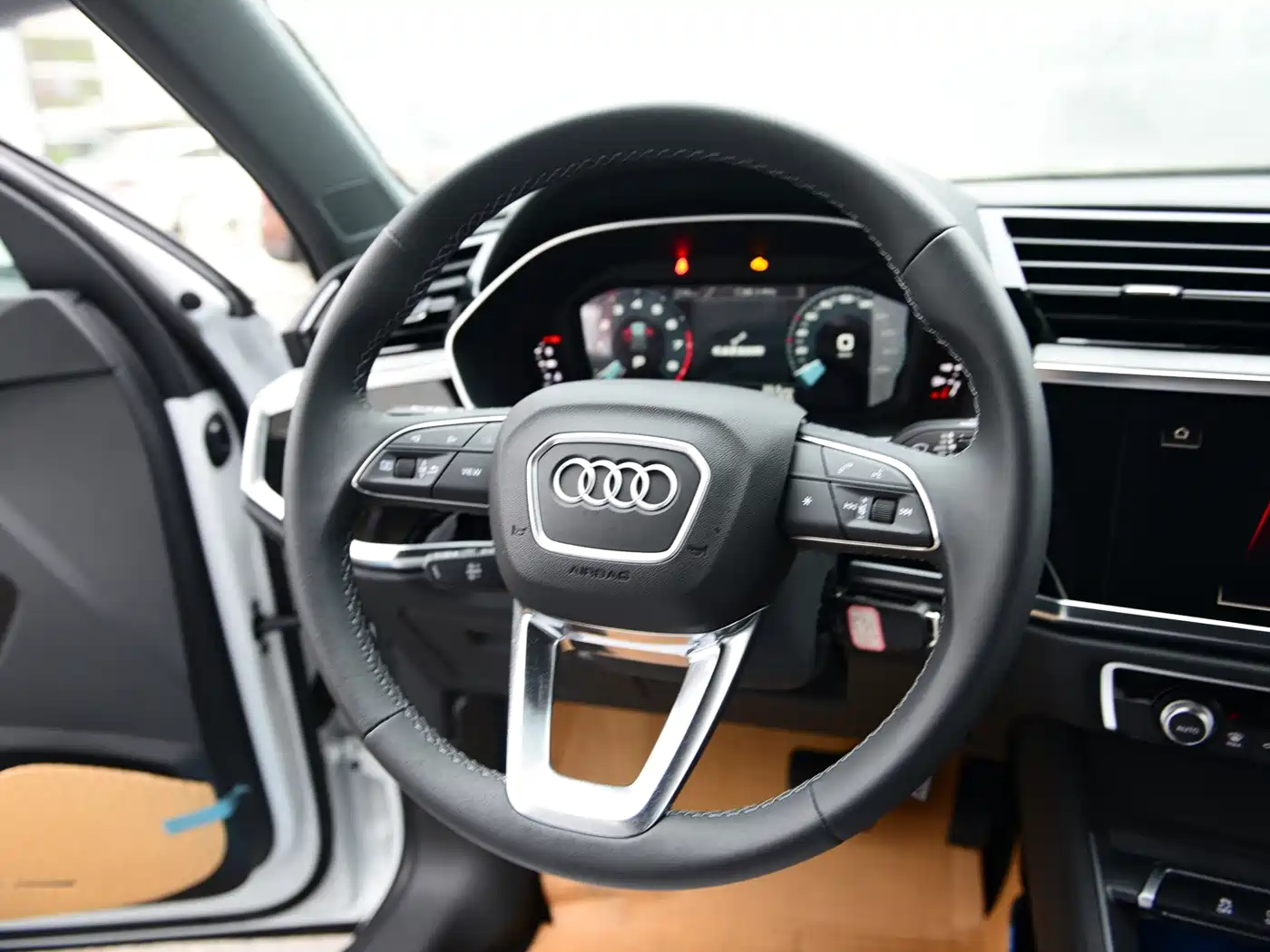 Audi Q3 2023 35 TFSI Progressive Dynamic (1.5T) фото 19