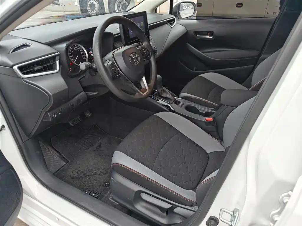 Toyota Corolla 2022 1.2T S-CVT Pioneer PLUS Edition фото 6