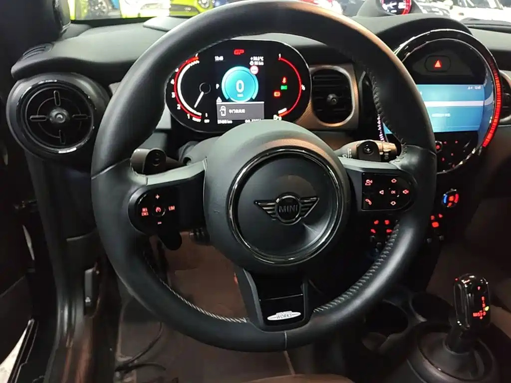 MINI JCW