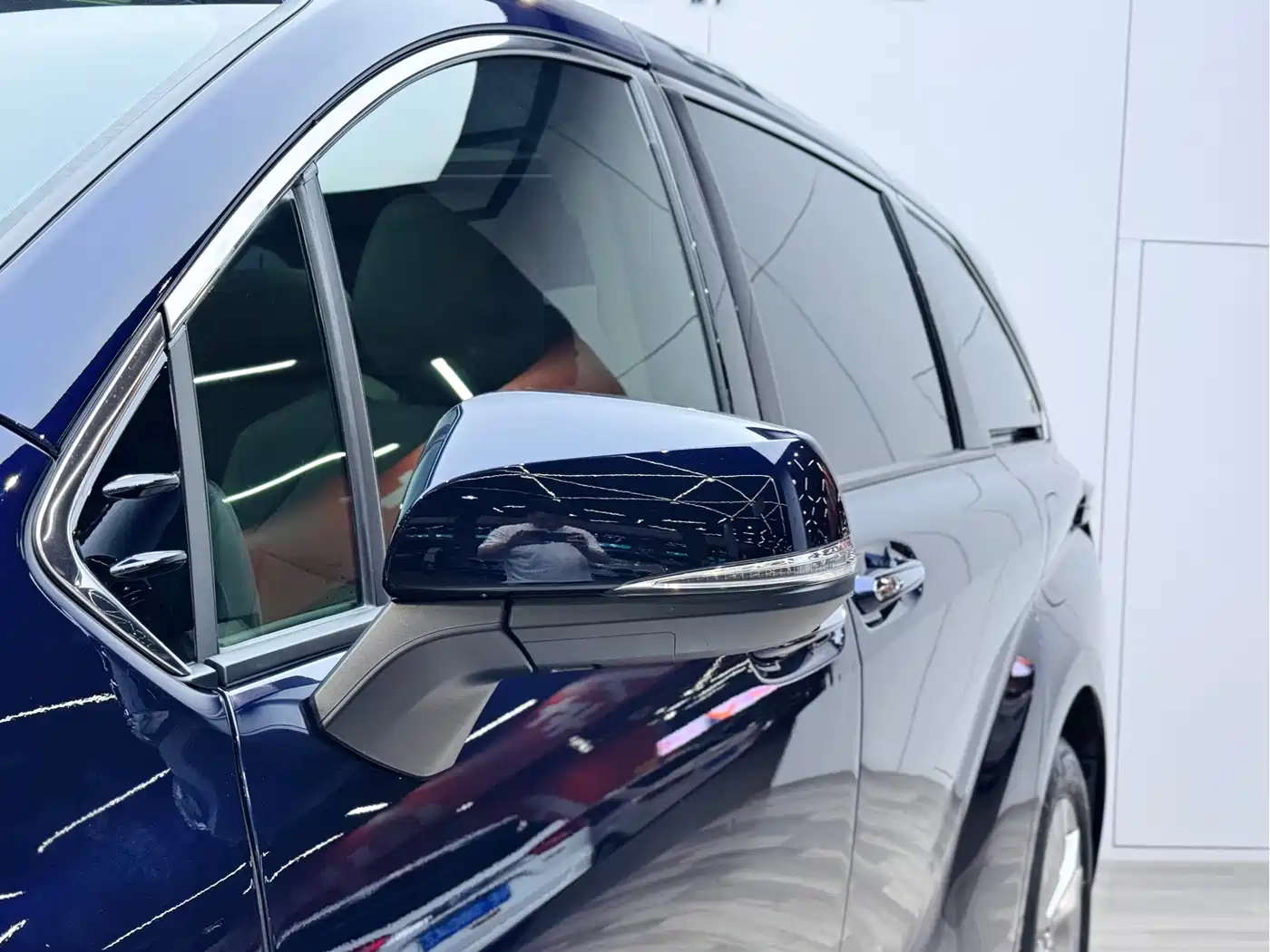 Toyota Sienna 2021 2.5L Hybrid Ultimate Edition фото 28