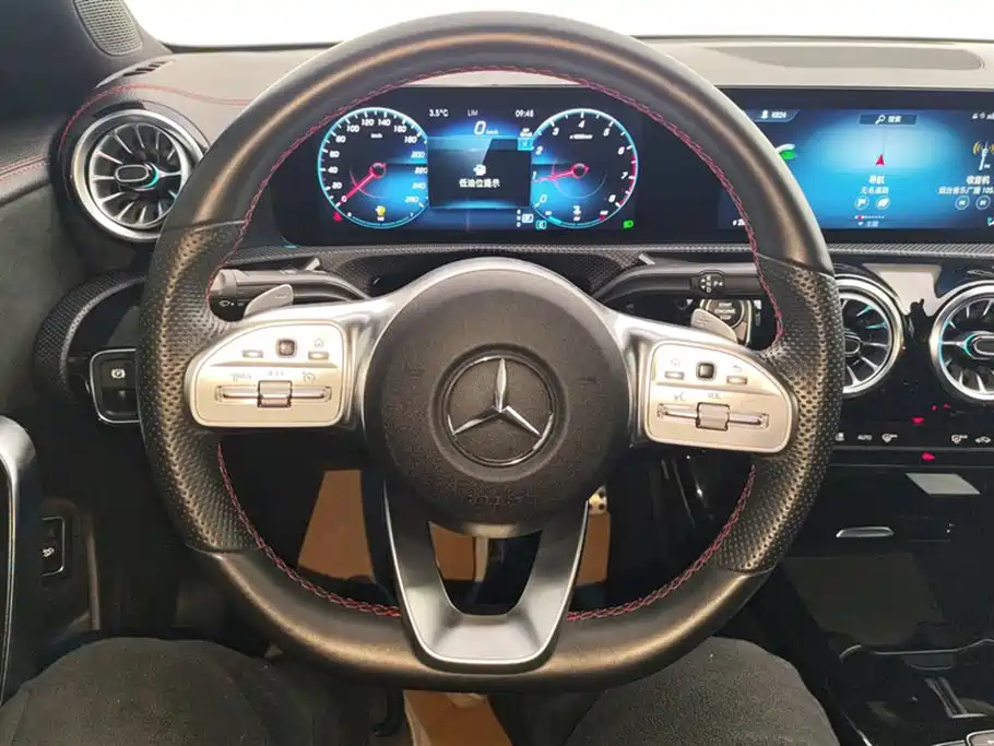 Mercedes-Benz CLA (Import) 2023 CLA 200 фото 15