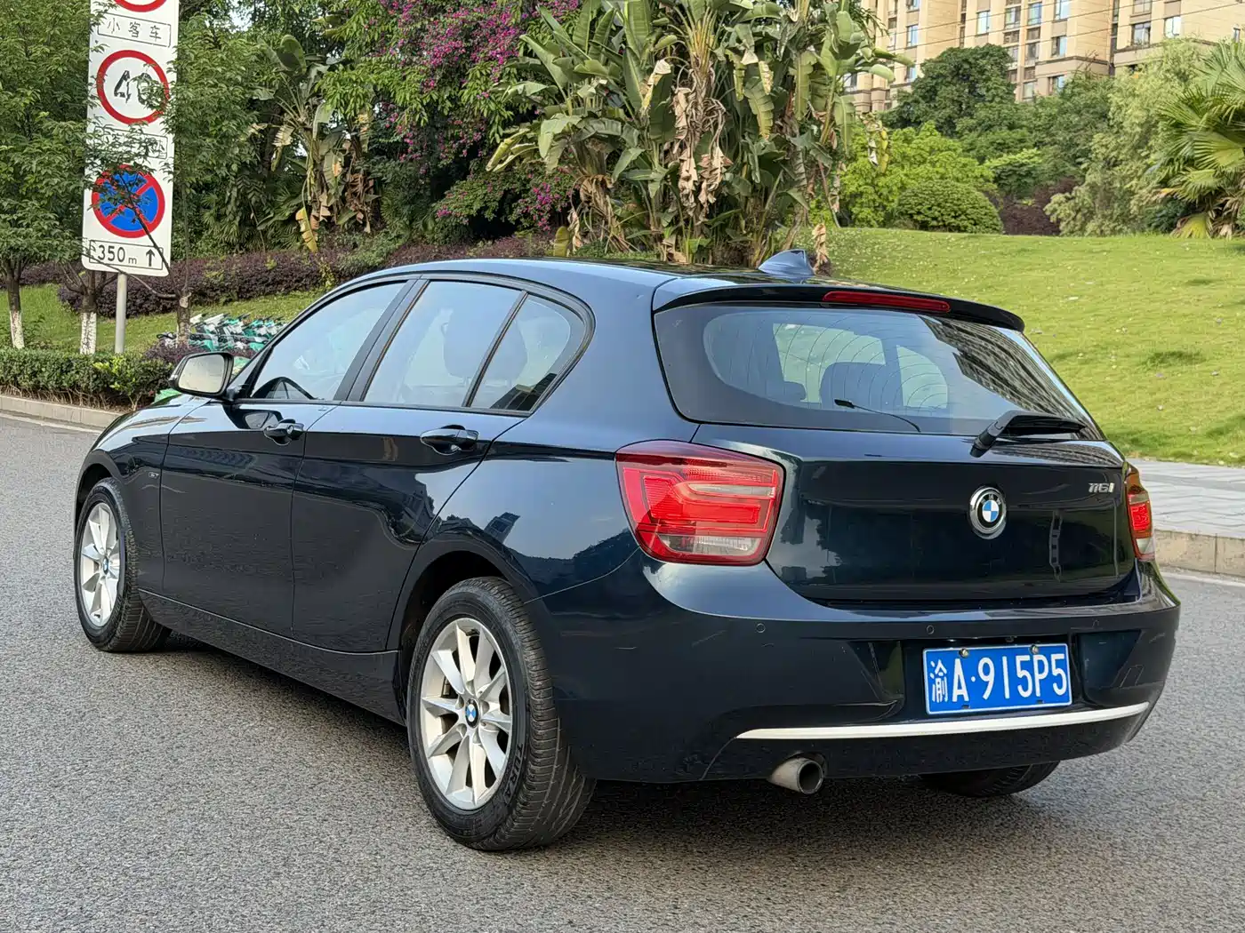 BMW 1 Series (Import) 2013 Facelift 116i Urban Model фото 7