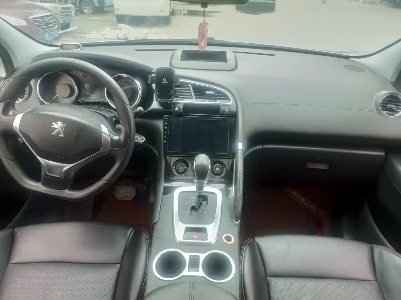 Peugeot 3008 2015 2.0L Automatic Classic Edition фото 9