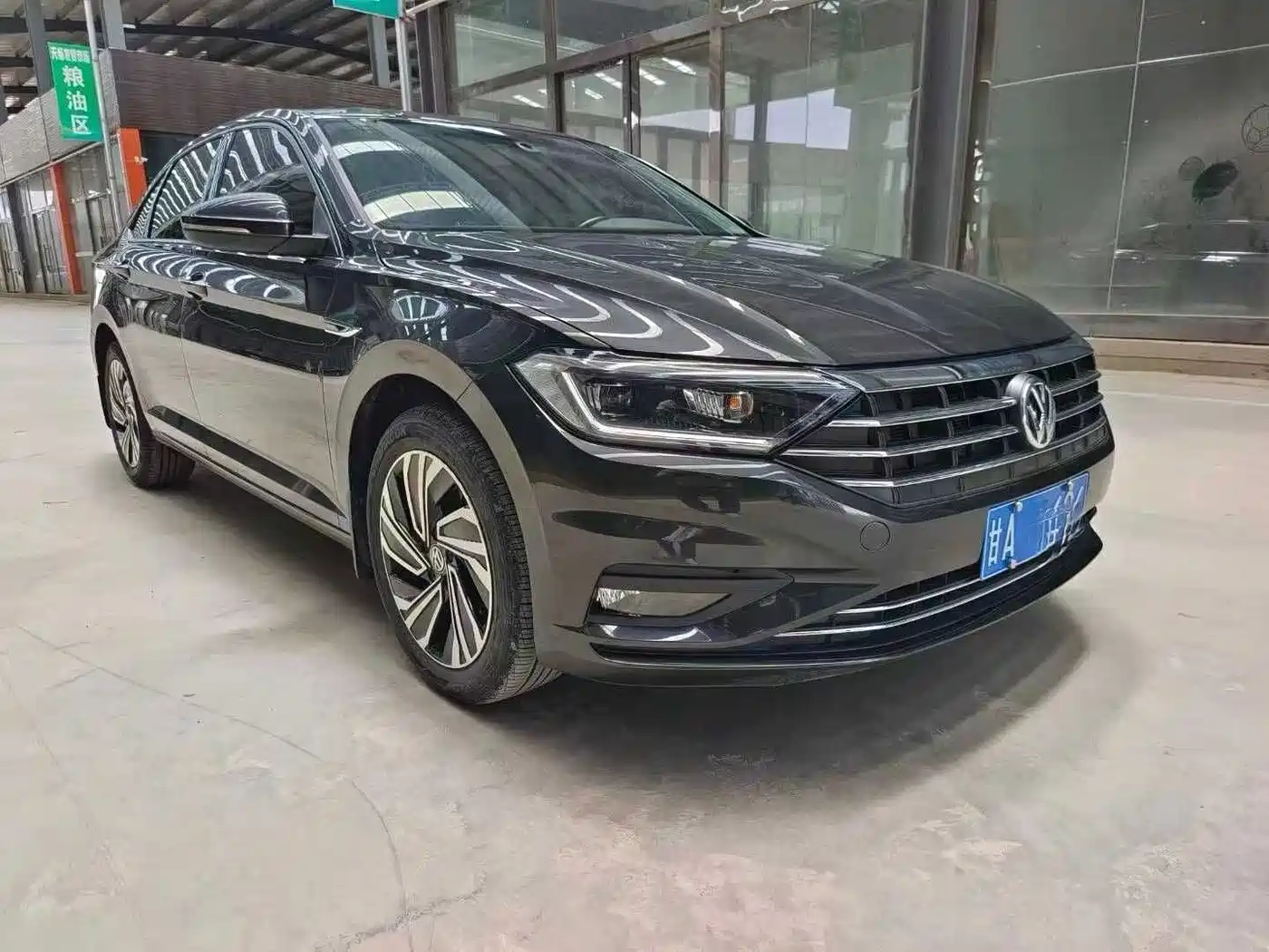 Volkswagen Sagitar 2022 280TSI DSG Surpassing Edition фото 3