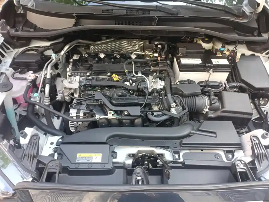 Toyota Corolla Cross 2024 Model 2.0L Pioneer Edition фото 10