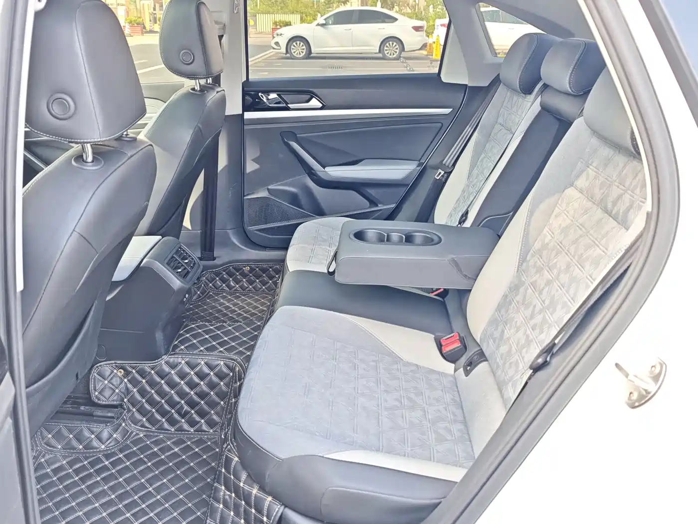Volkswagen Lavida 2023 280TSI DSG Comfort Edition фото 15