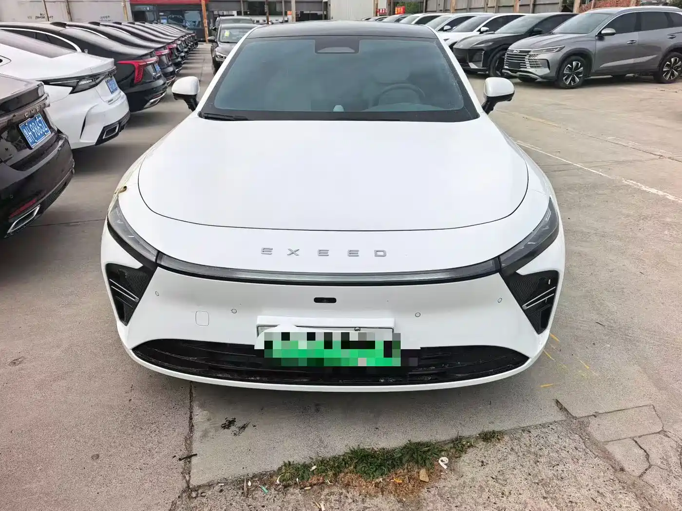 Exeed Exlantix ES 2025 Range Extender Pro Highway Assist фото 2