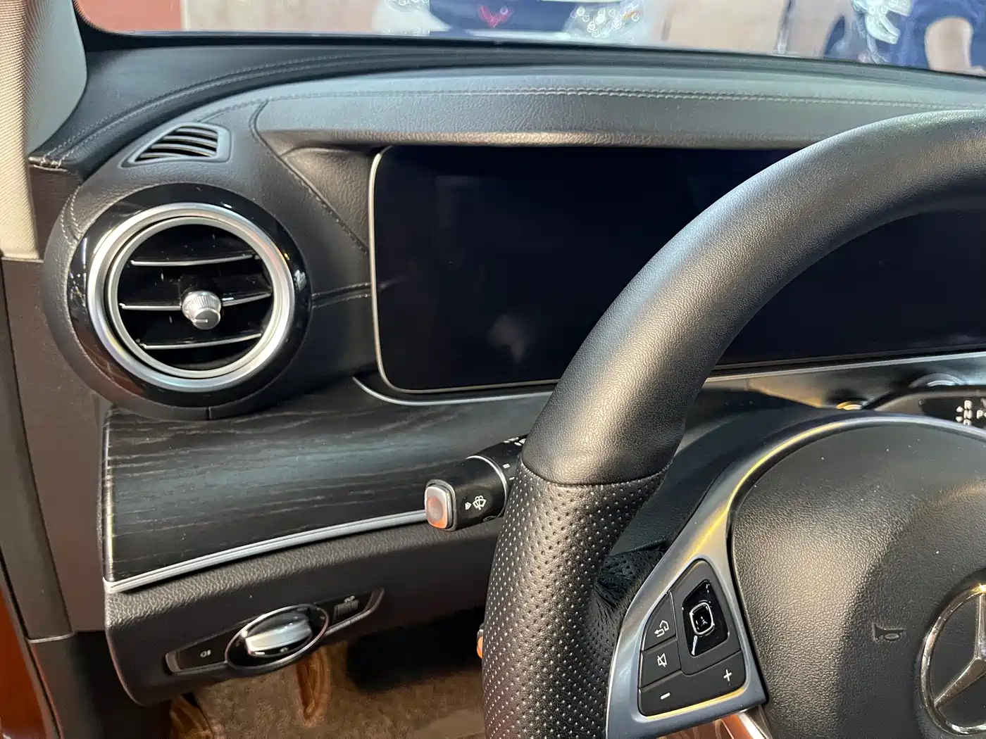 Mercedes-Benz E-Class 2018 E 200 L 4MATIC фото 8