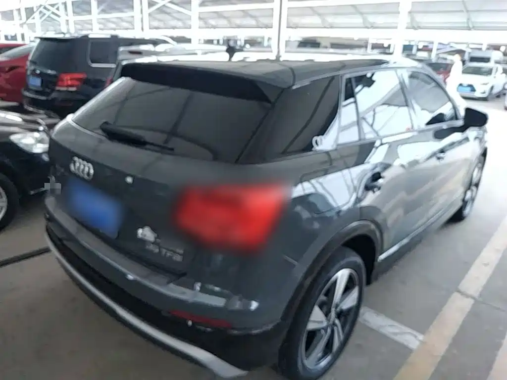 Audi Q2L 2020 35 TFSI Fashion Dynamic Model фото 7