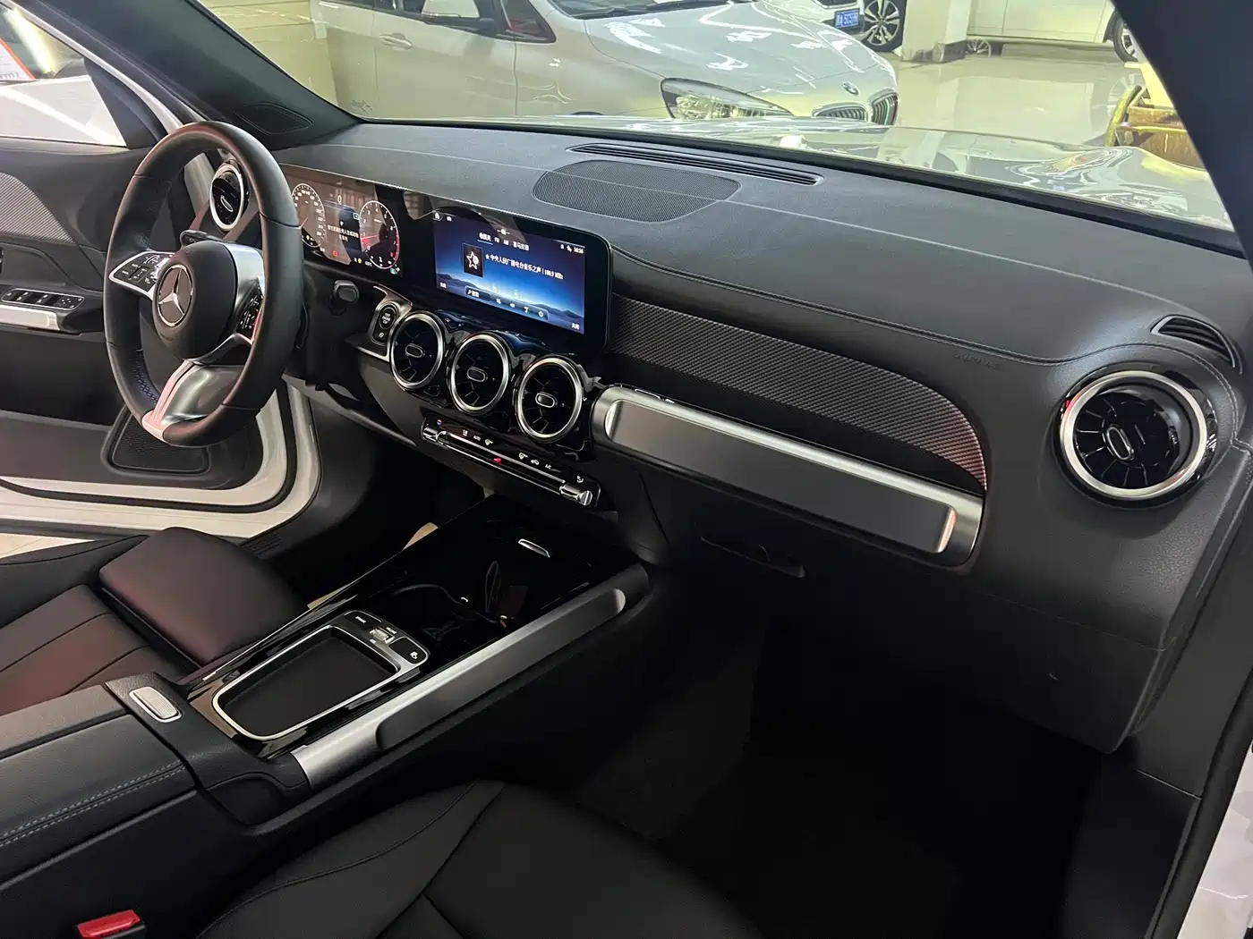 Mercedes-Benz GLB 2024 GLB 200 Dynamic фото 17