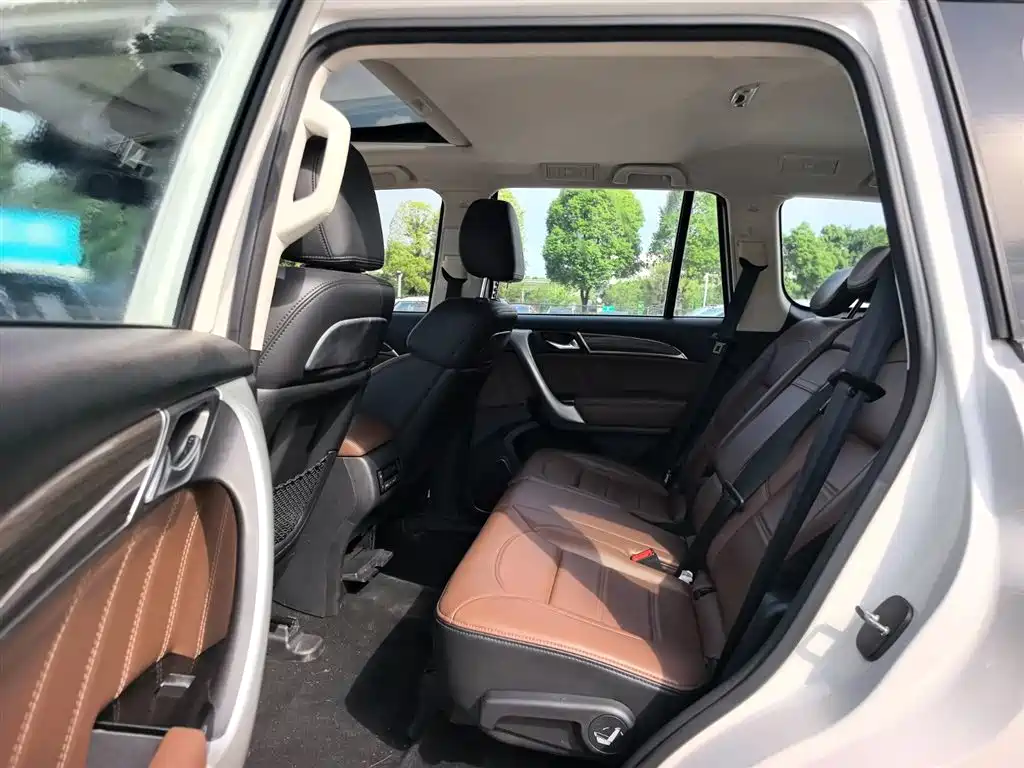 Haval H9 2016 2.0T 4WD Elite 7-seater фото 11