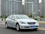 Фото 3 - Lexus LS