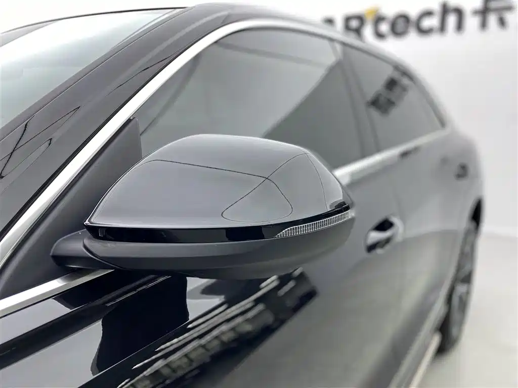 Audi Q8 2022 55 TFSI Luxury Dynamic фото 28
