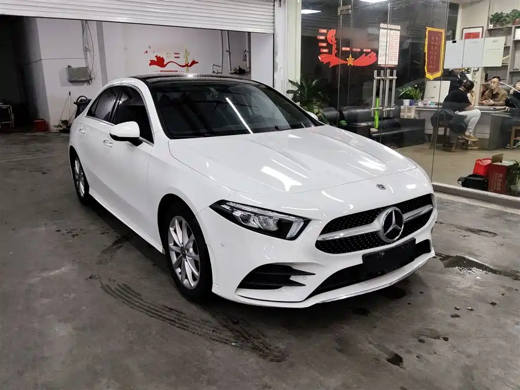 Mercedes-Benz A-Class 2021 A 200 L Sport Sedan Dynamic Type фото 22