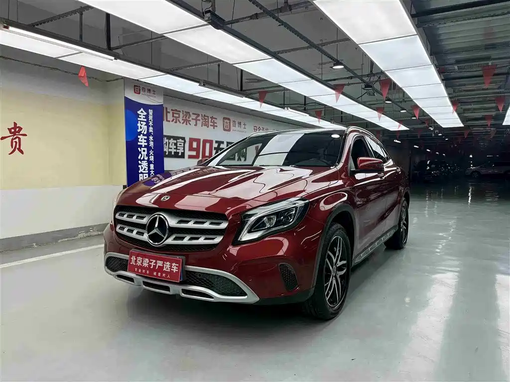 Mercedes-Benz GLA 2017 GLA 200 Fashion фото 3