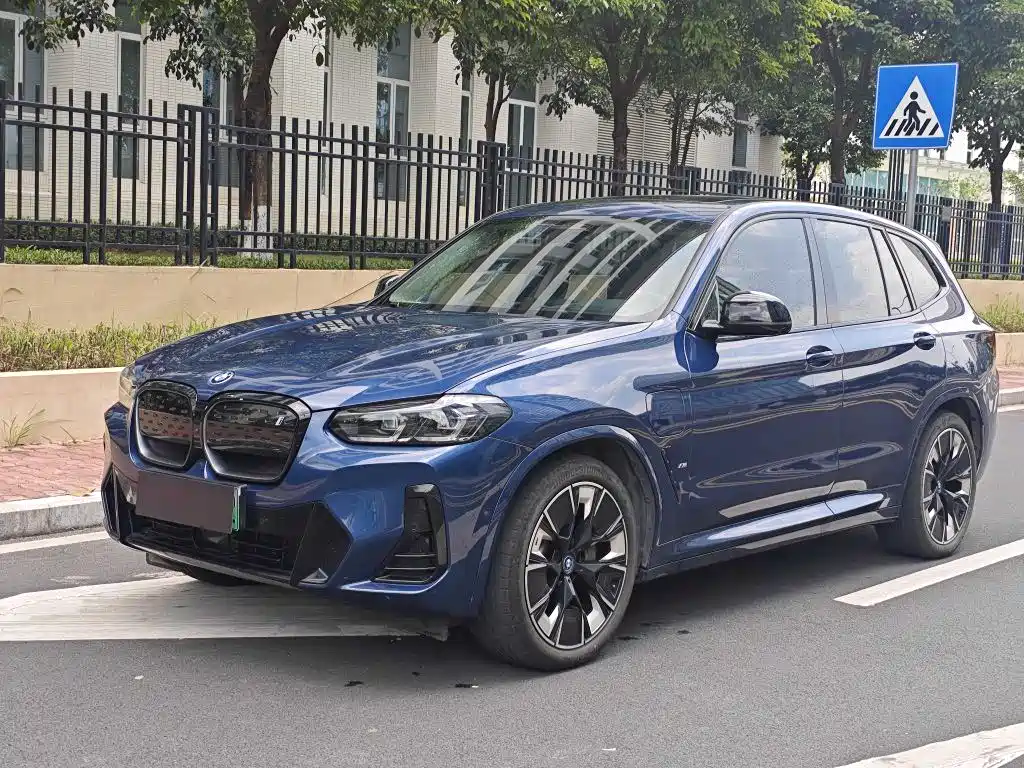BMW iX3 2022 Innovation Leader