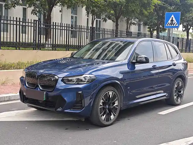 BMW iX3 2022 Innovation Leader