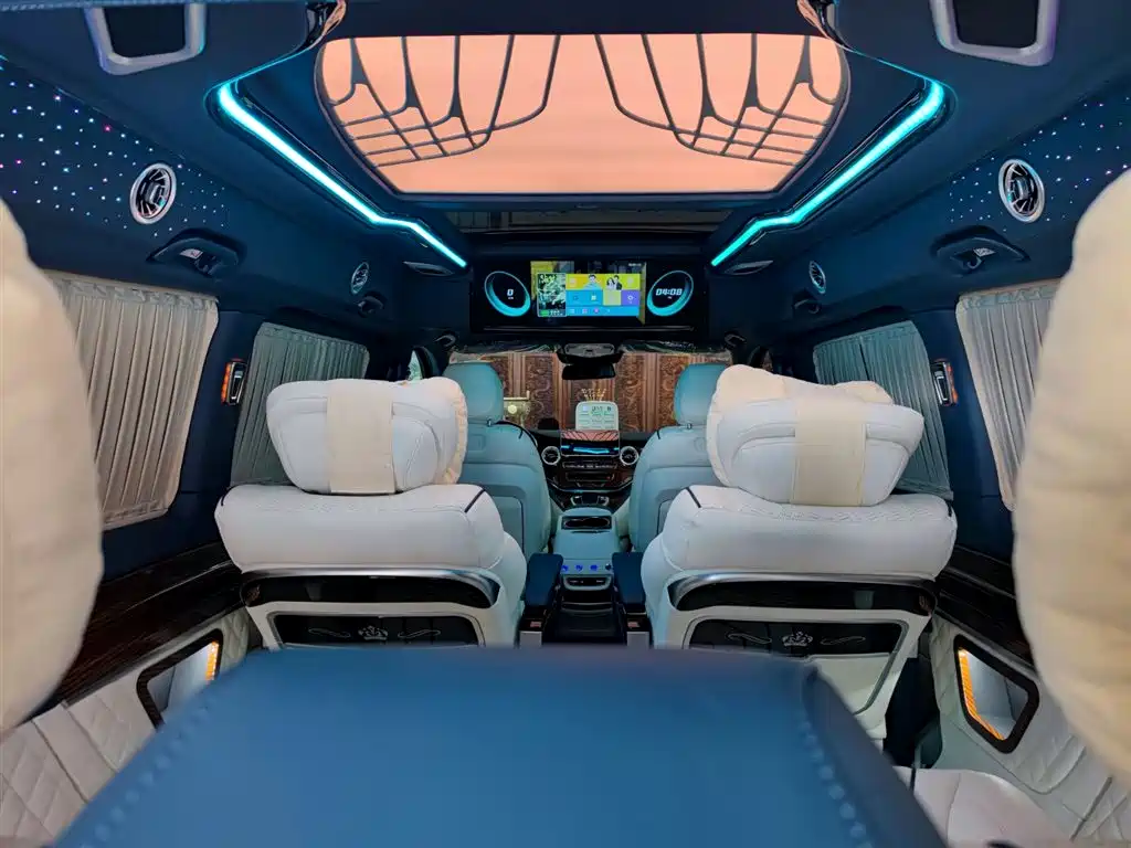 Mercedes-Benz V-Class 2021 V 260 L Long Wheelbase Luxury Edition фото 12