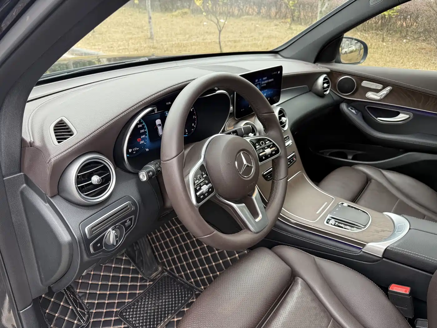 Mercedes-Benz GLC 2020 Facelift GLC 260 L 4MATIC Luxury фото 17