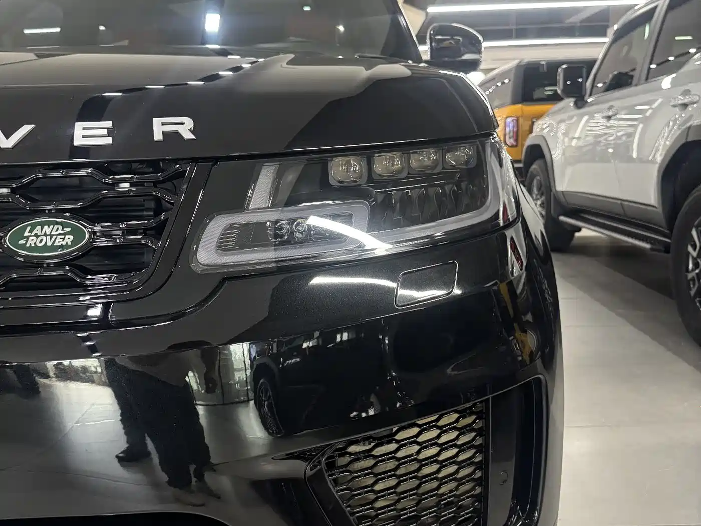 Land Rover Range Rover Sport 2016 3.0 SDV6 HSE фото 14