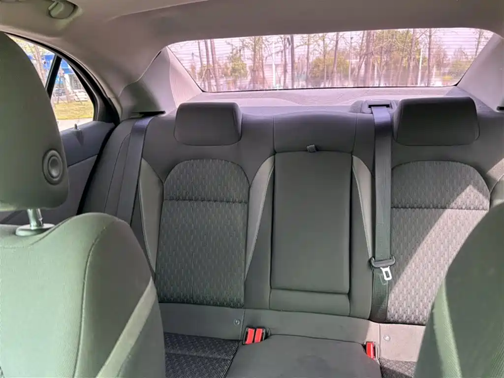 Chevrolet Malibu 2016 1.6T Automatic Comfort фото 12