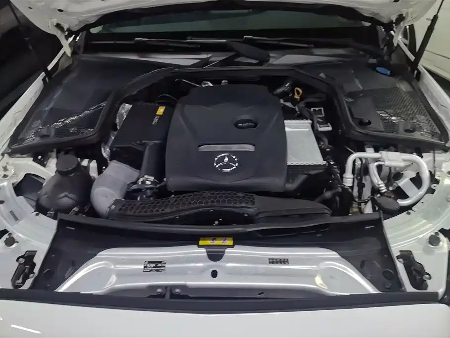 Mercedes-Benz C-Class 2017 Facelift C 200 L Sport Edition фото 10