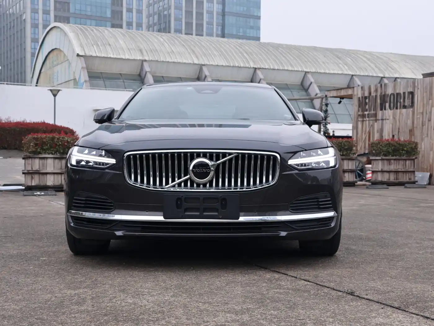 VOLVO S90 PLUG IN HYBRID