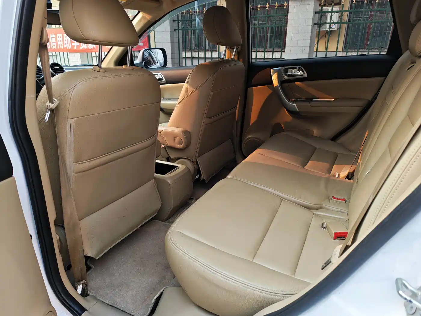Haval H6 2012 2.4L Automatic 2WD Premium фото 10
