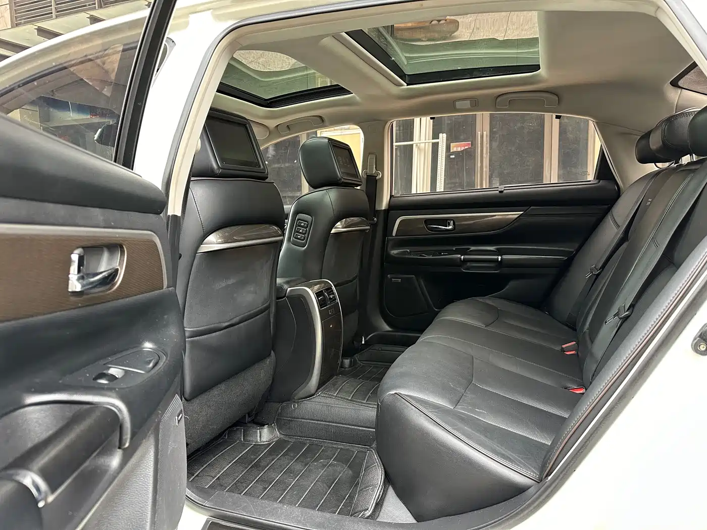 Nissan Teana 2014 Duke 2.5L XV-VIP Premium фото 10