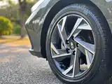 صورة 13 - Hyundai Elantra