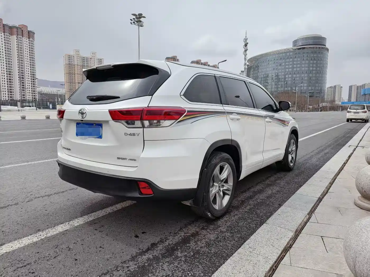 Toyota Highlander 2018 2.0T 4WD Luxury 7-seater (China V) фото 4