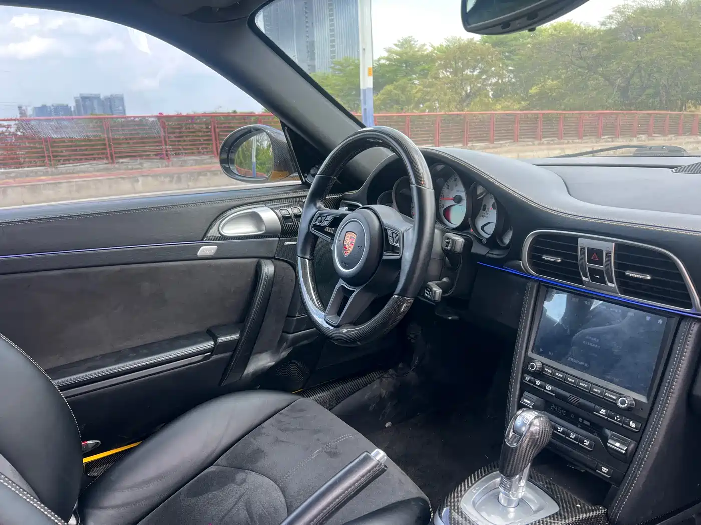 Porsche 911 2010 Carrera 3.6L фото 16