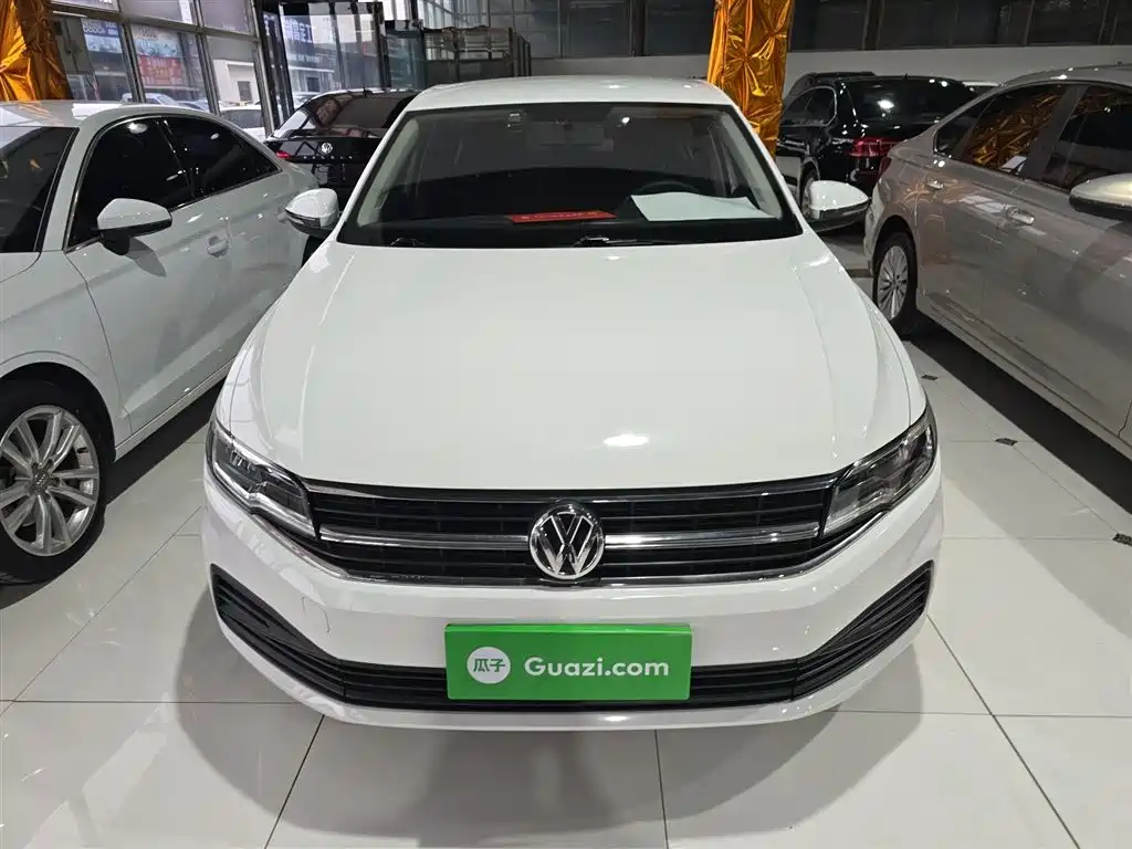 Volkswagen Bora 2019 1.5L Auto Fashion Model фото 3