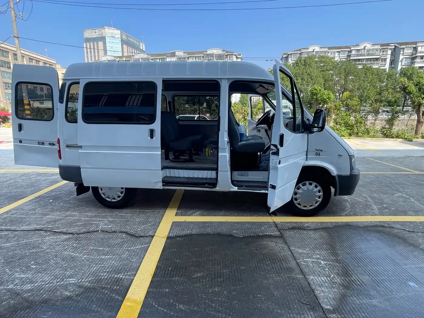 Ford Classic Transit 2014 2013 2.8T Diesel Standard Short Wheelbase Medium Roof JX493ZLQ3A