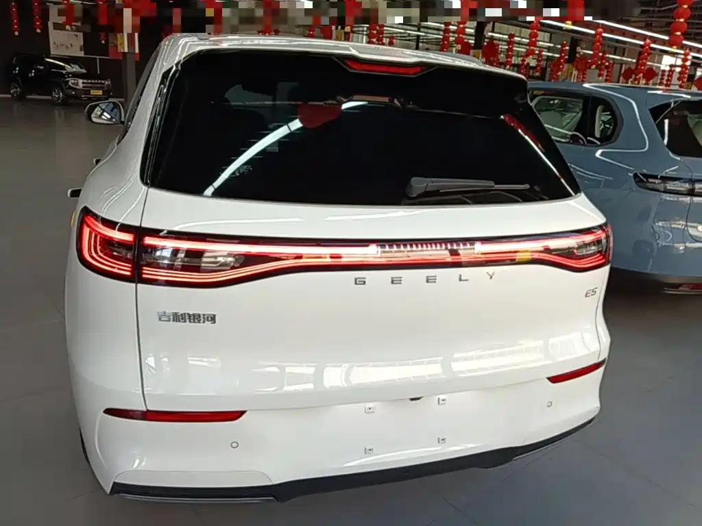 Geely Galaxy Galaxy E5 2026 2026 Model 530km Explorer Edition