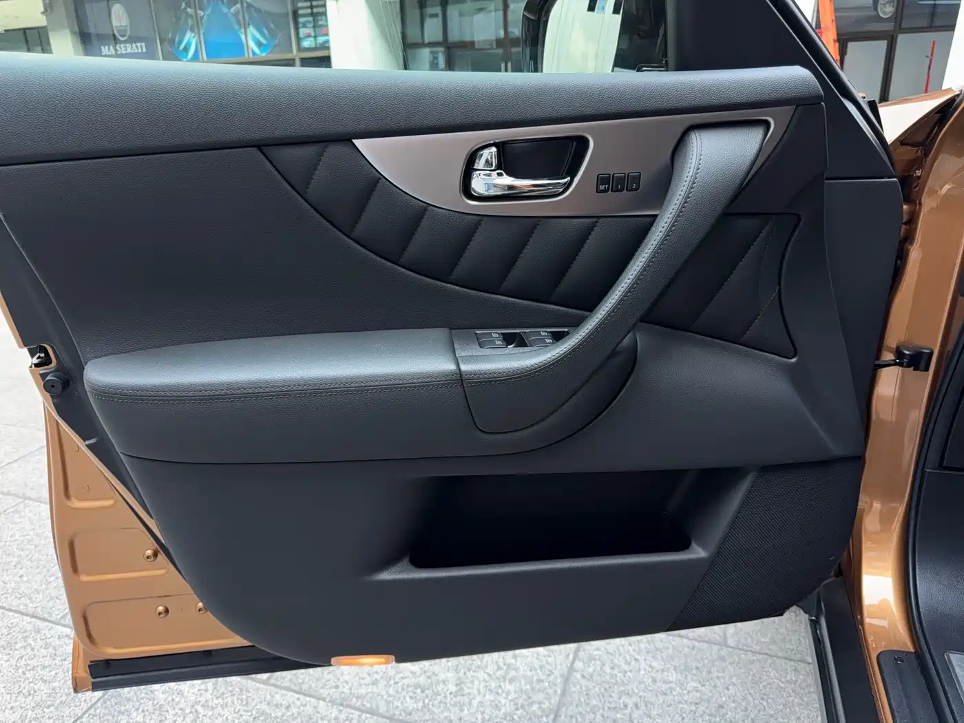 Infiniti FX 2011 2011 Model FX35 Gold Standard Edition
