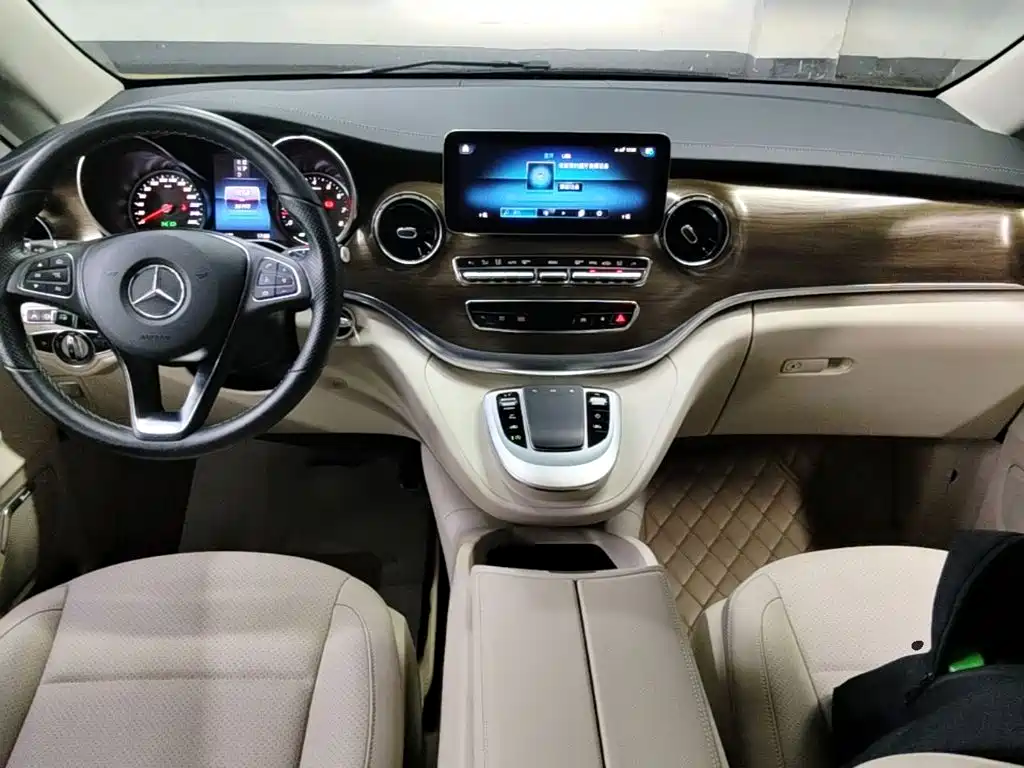 MERCEDES-BENZ V-CLASS