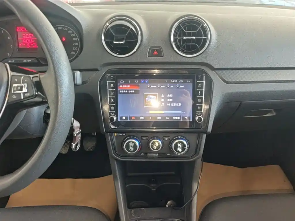 Volkswagen Jetta 2019 Dream Edition 1.5L Manual Fashion фото 13