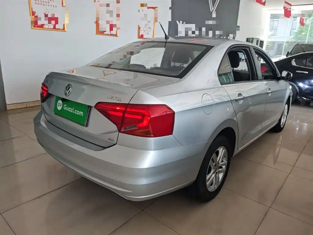 Volkswagen Jetta 2019 Dream Edition 1.5L Manual Fashion фото 7