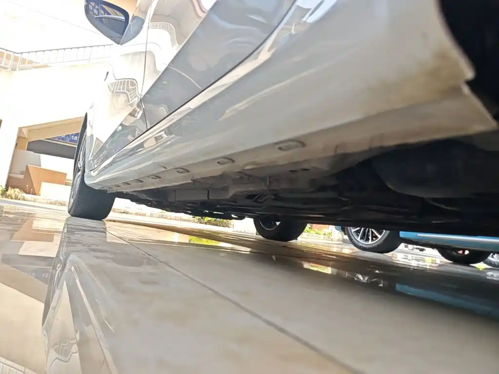 Roewe i6 2021 2020 PLUS 1.6L CVT 4G Connected Glory Flagship Edition