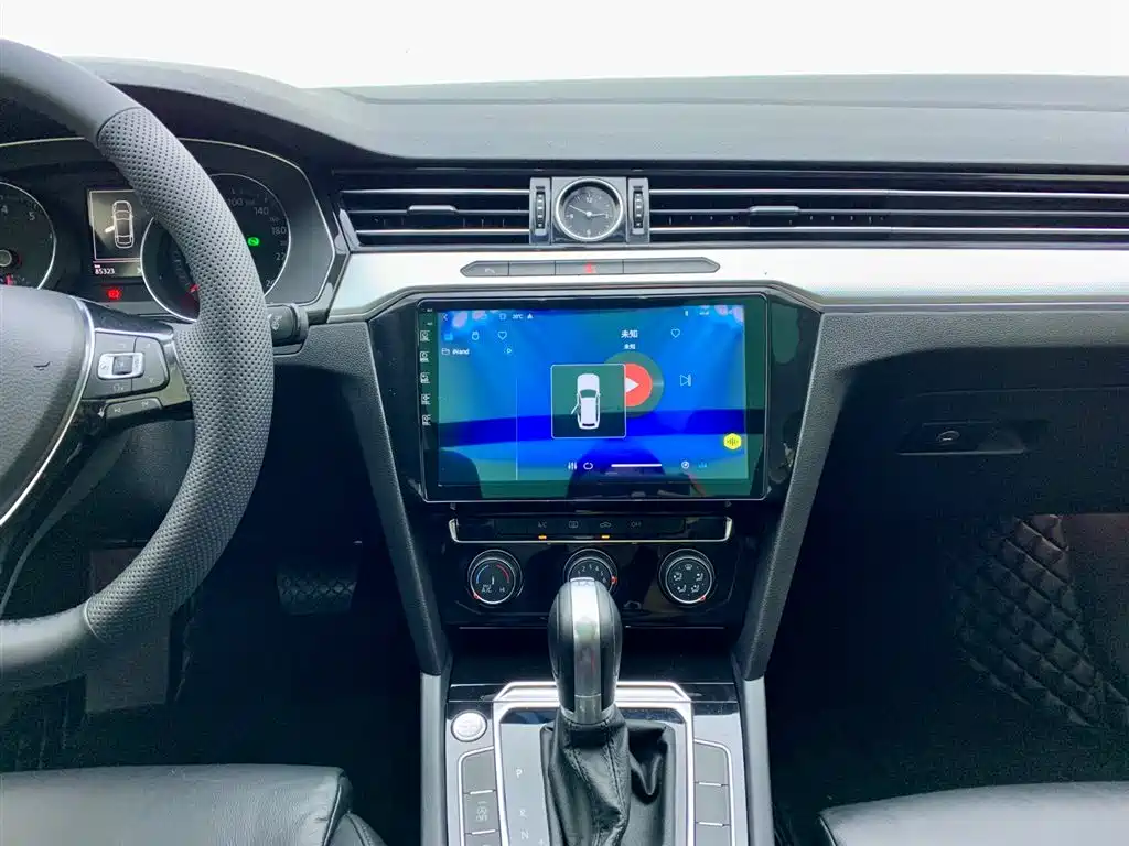 Volkswagen Magotan 2017 330TSI DSG Leading фото 21