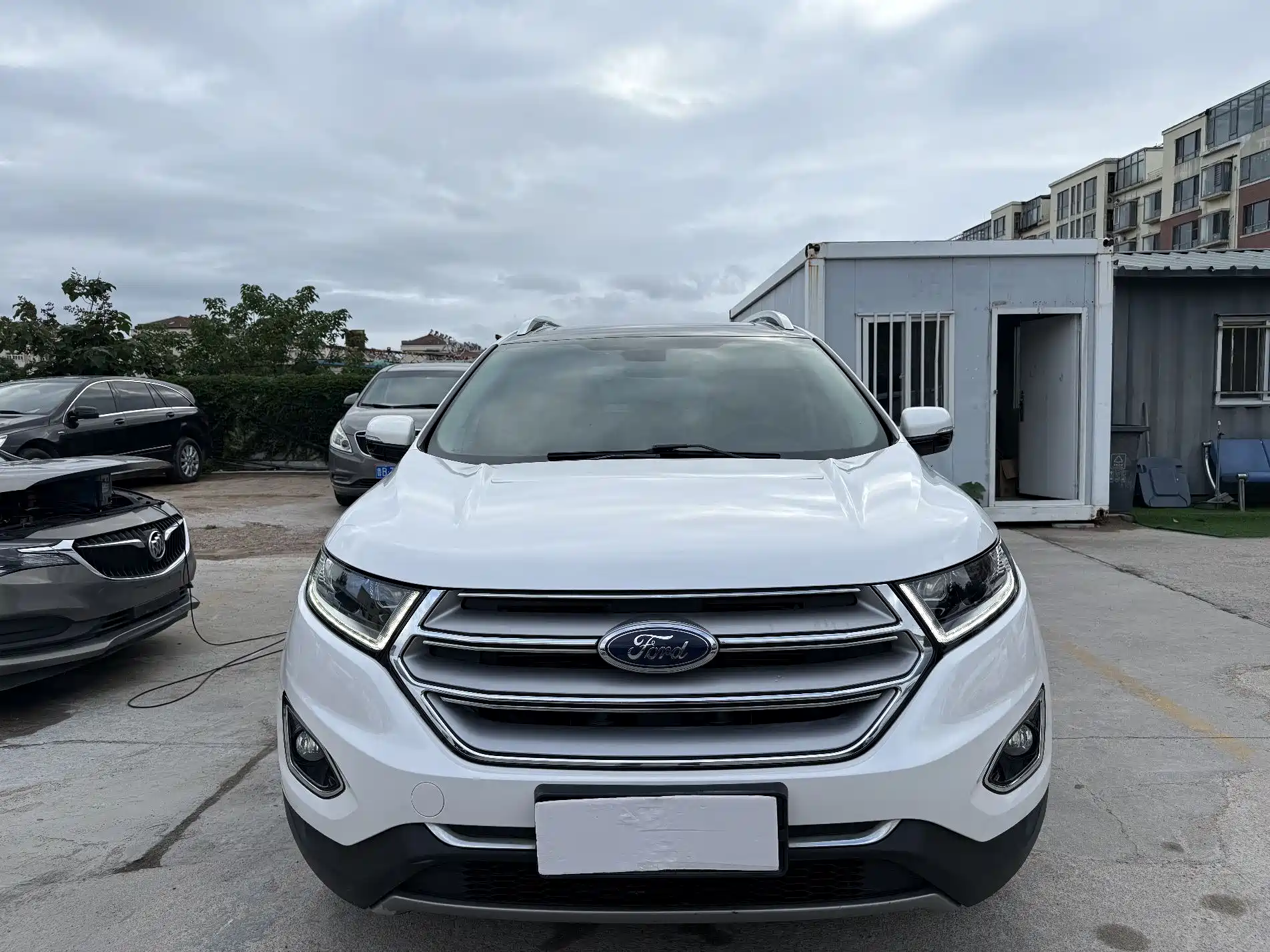 Фото 2 - Ford Edge
