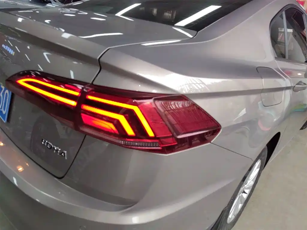 Volkswagen Bora 2019 Facelift 1.5L Automatic Fashion China VI фото 8