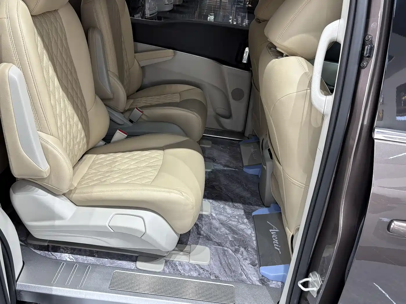 Buick GL8 2023 Model Land Business Class Smart фото 13