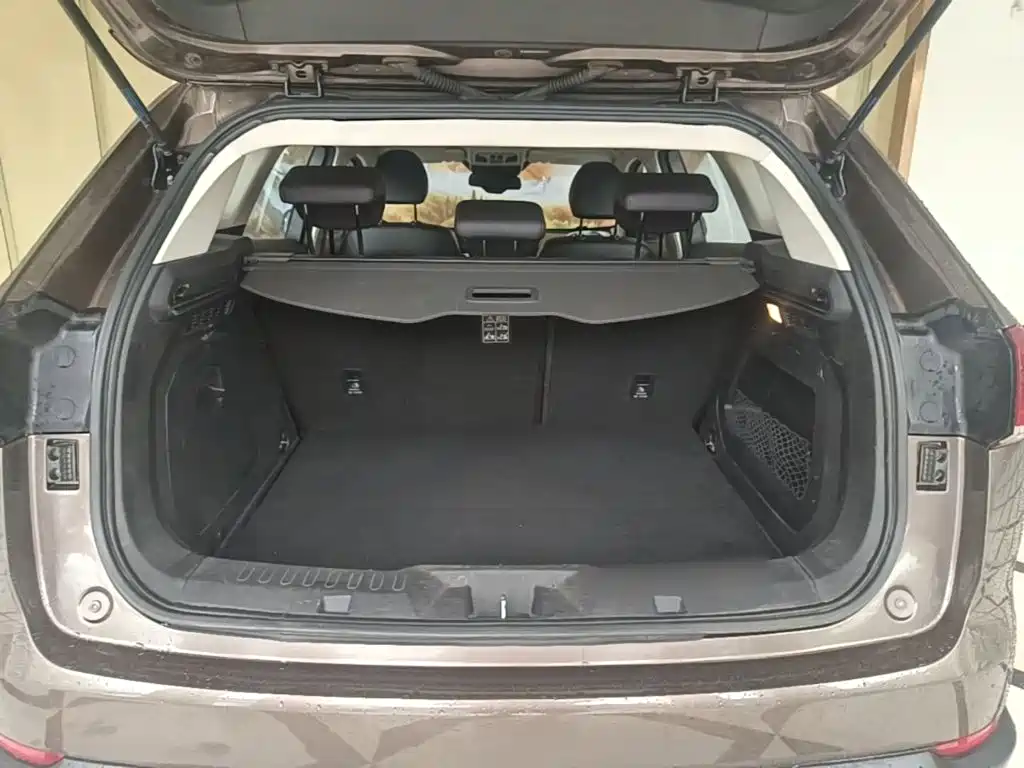 Photo 19 - Haval H6