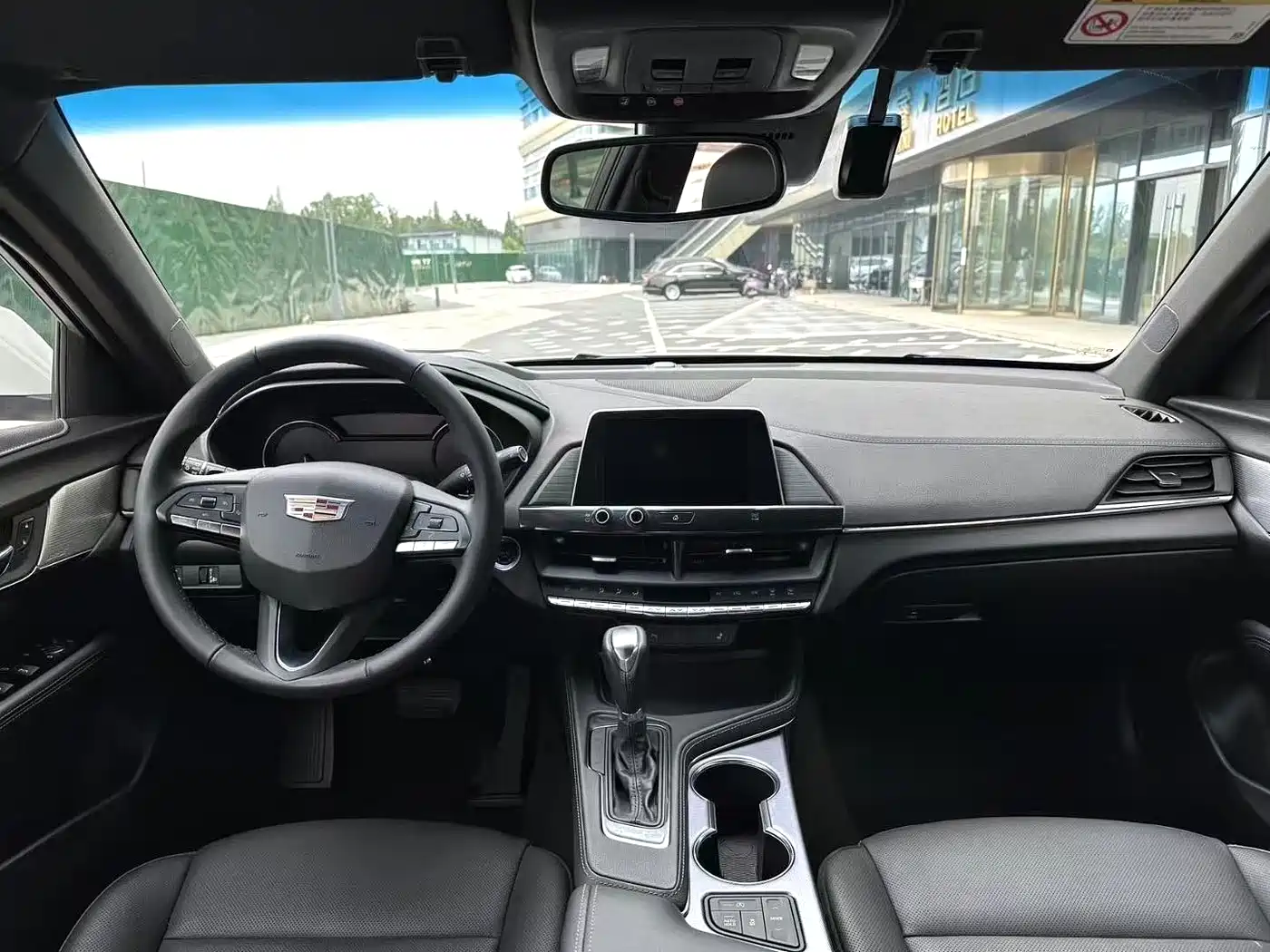 CADILLAC CT4