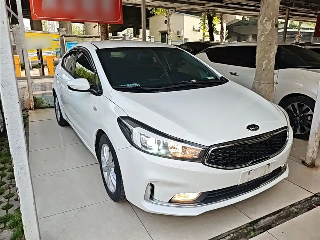 Kia K3 2016 1.6L Automatic GL фото 4